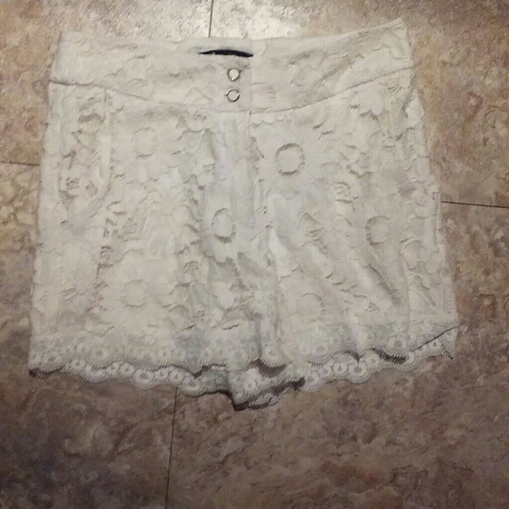 Max and Riley lace shorts